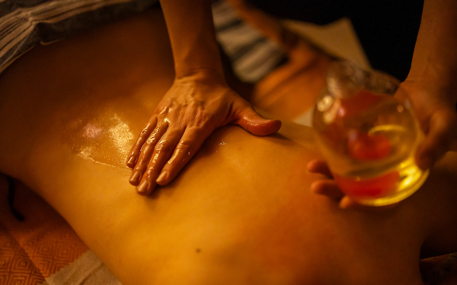 Granada Traditional Hammam Bath with Exfoliation and 30-Minute Massage Image 2