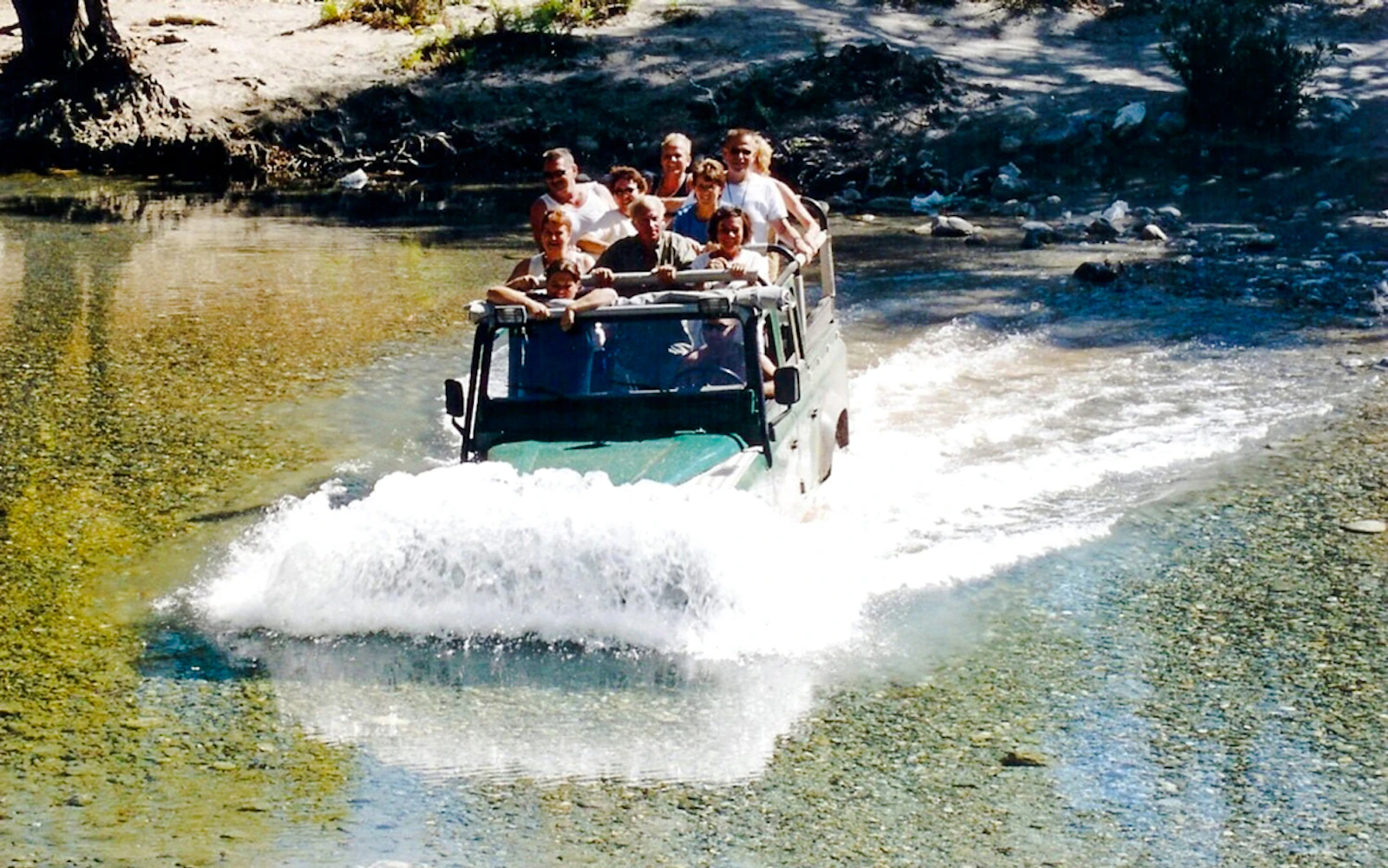 Antalya: Taurus Mountains Jeep Safari with Lunch and Hotel Transfers