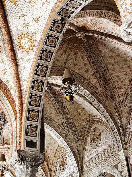 Intricate ceiling and column details in Santa Maria delle Grazie, Milan.