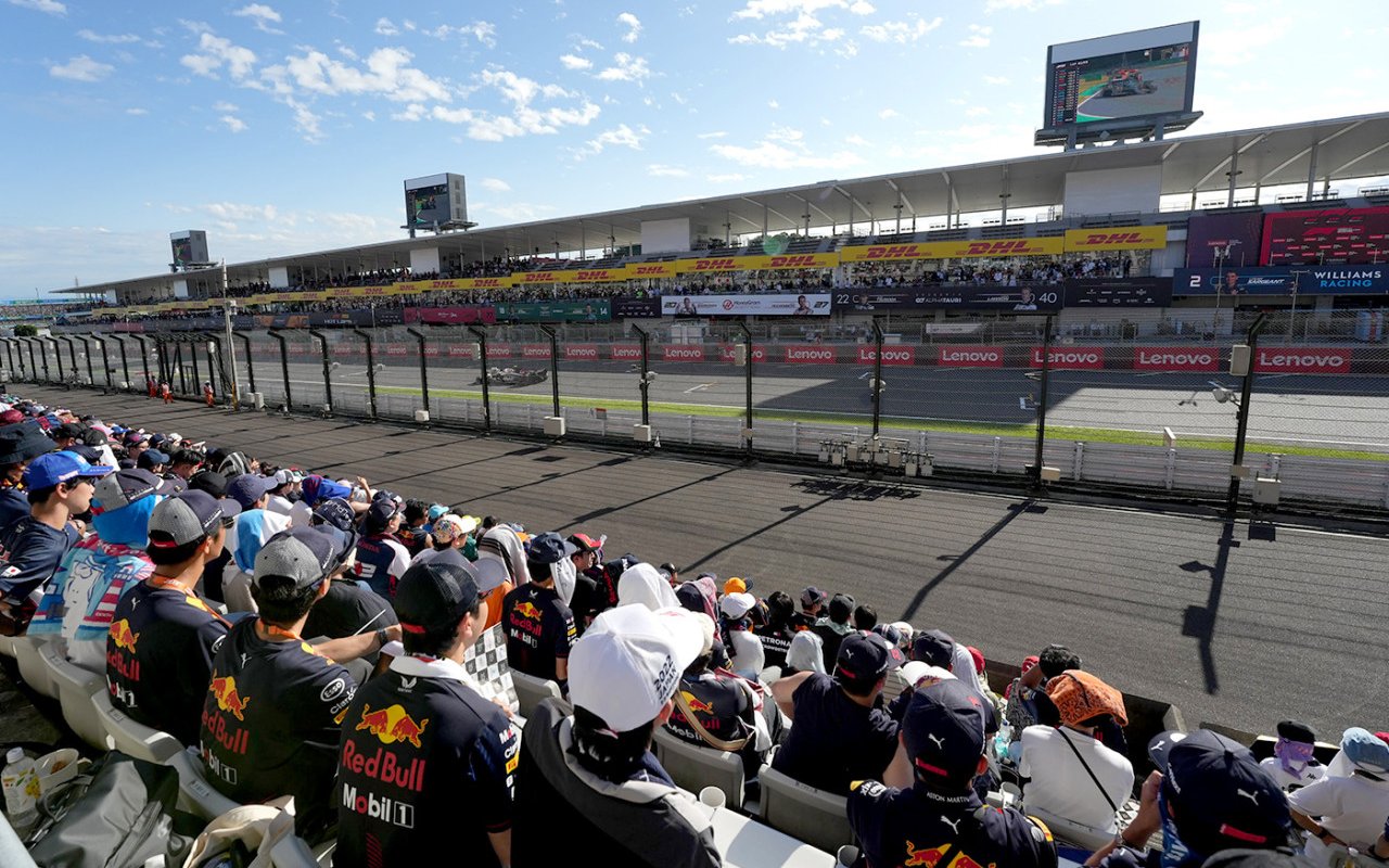 Audience watching Formula 1 race at Japanese Grand Prix, Suzuka Circuit, Japan.
