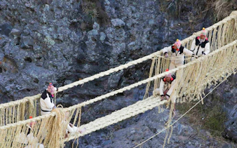 from cusco: q’eswachaka inca bridge and 4 lagoons day trip-4