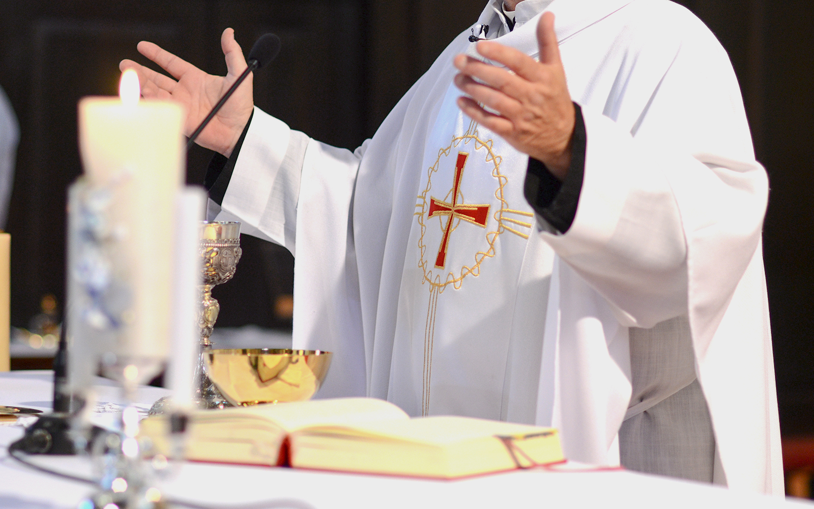 Chanting congregation inside Notre Dame Cathedral, Paris.