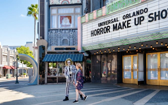 Universal Studios Orlando Horror Make Up Show entrance with character interaction.