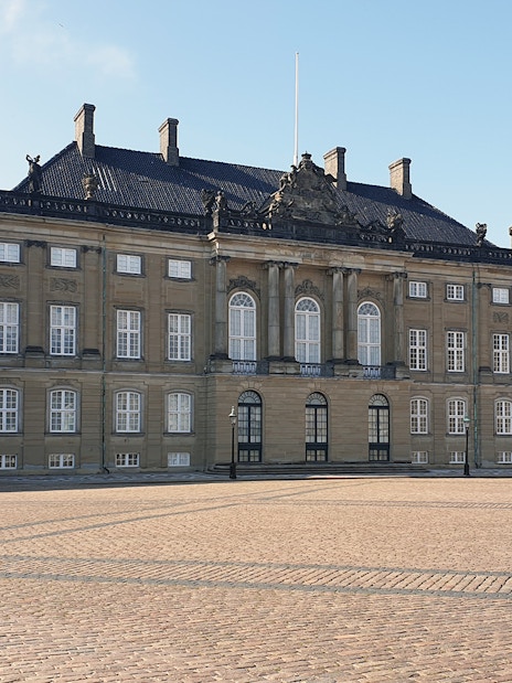Amalienborg Palace courtyard in Copenhagen, Denmark, site of the Mystery Hunt tour.