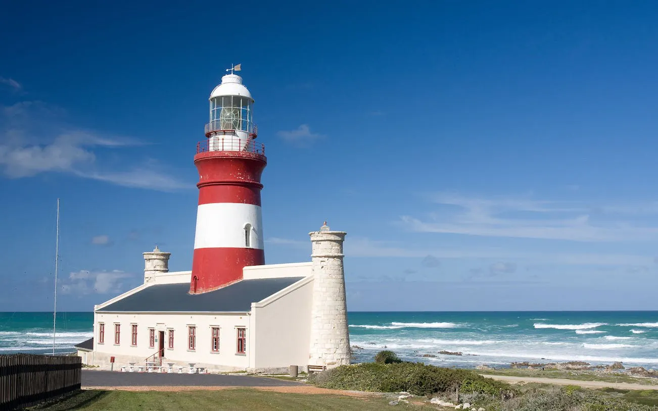 Garden Route Private Customizable Tour with Guide-Driver and Vehicle Image 10