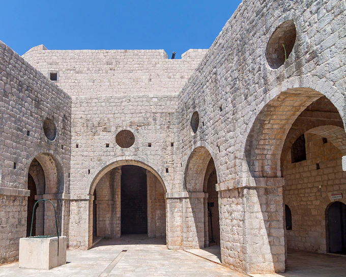 King's Landing Guided Walking Tour in Dubrovnik