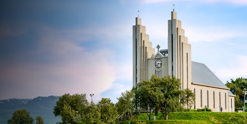 Откройте для себя лучшие развлечения в Akureyri