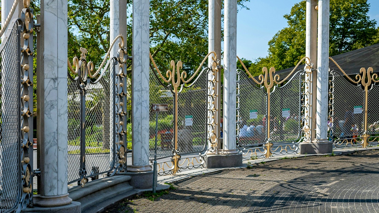 Gates of Rotterdam Zoo