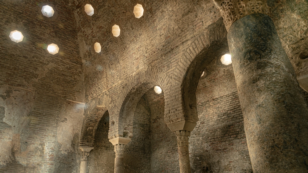 kiraly baths in budapest