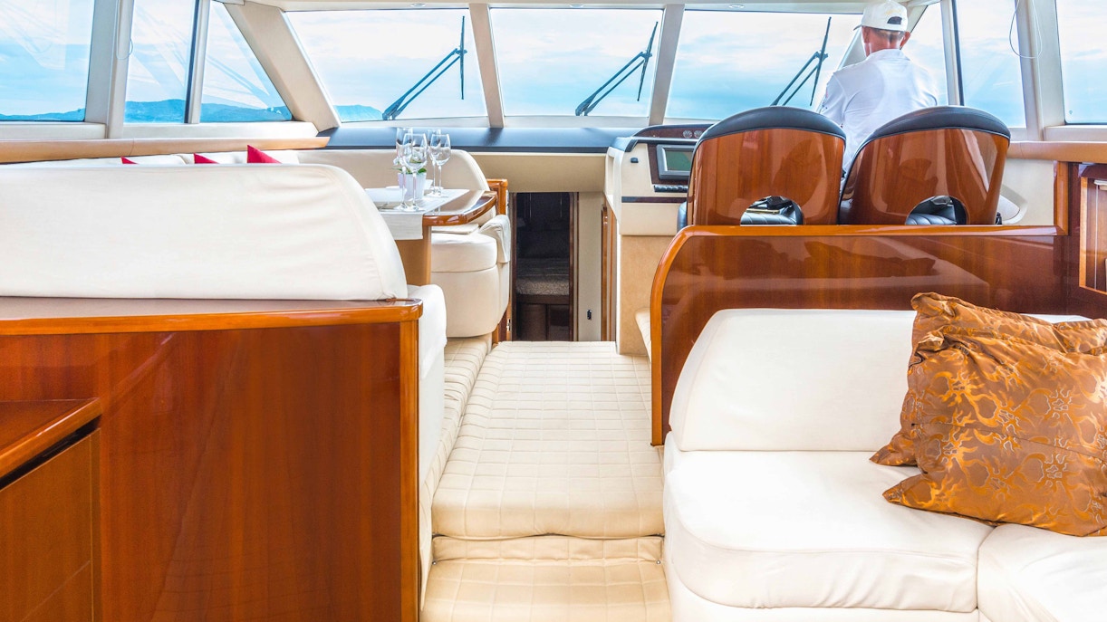 Bosphorus yacht tours