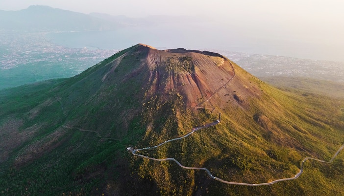 this is the image of Mount Vesuvius