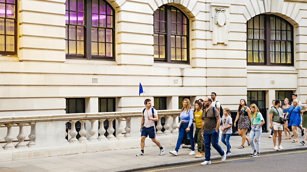 Group on Harry Potter film locations walking tour in London.