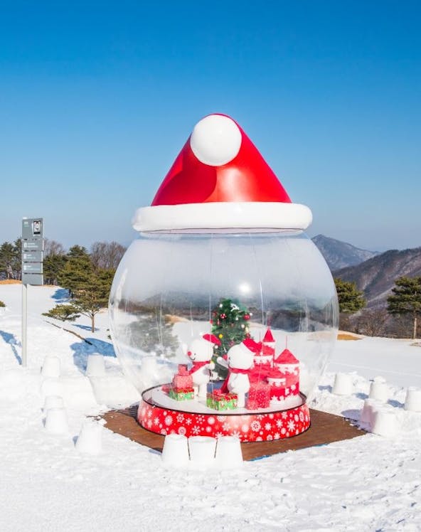 Snowman display at Vivaldi Park Ski Resort with festive decorations and snowy landscape.