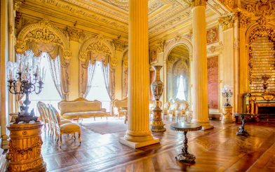 Sufera Hall interior with ornate columns and luxurious furnishings, Dolmabahçe Palace, Istanbul, Turkey.