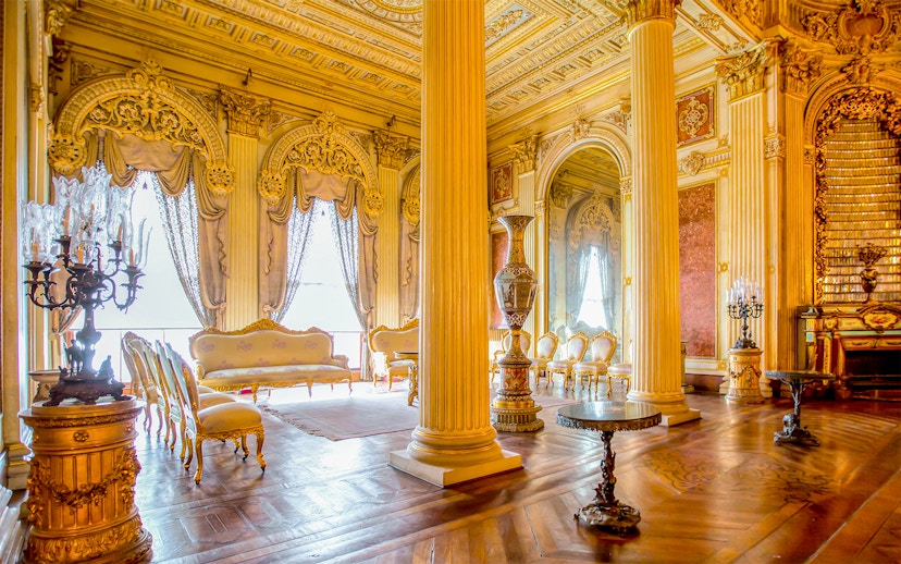 Sufera Hall interior with ornate columns and luxurious furnishings, Dolmabahçe Palace, Istanbul, Turkey.