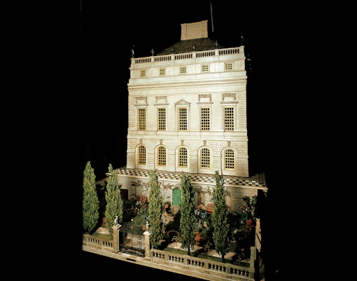 Windsor Castle Queen Mary’s dollhouse