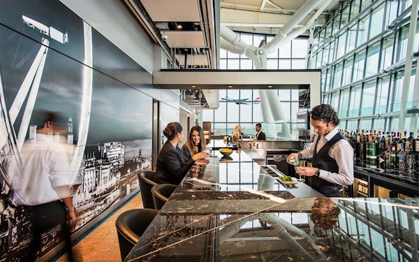 London Heathrow Airport: Plaza Premium Lounge at Terminal 5