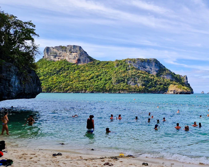 From Koh Phangan: Ang Thong Marine Park Speedboat Tour with Kayaking Snorkeling and Lunch