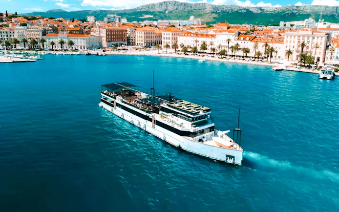 Yacht cruising near Split during Blue Lagoon Yacht Party.
