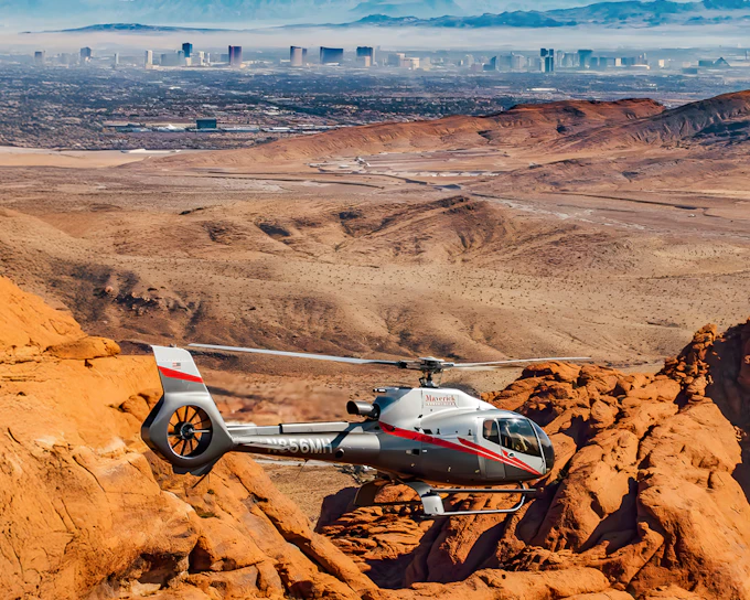 30-min Las Vegas and Red Rock Canyon Helicopter Tour with Vegas Valley Landing