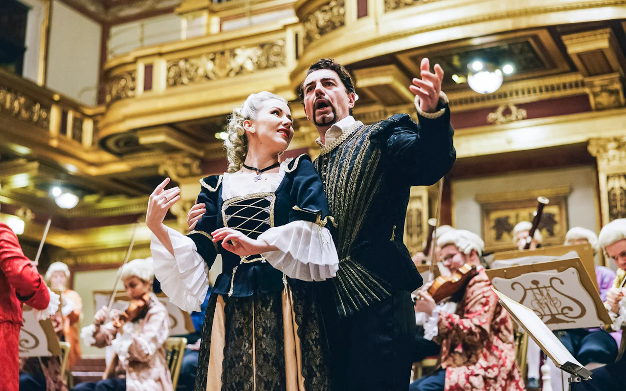 Musikverein: Mozart-Konzert + Abendessen und Kutschenfahrt – Goldener Saal — 4