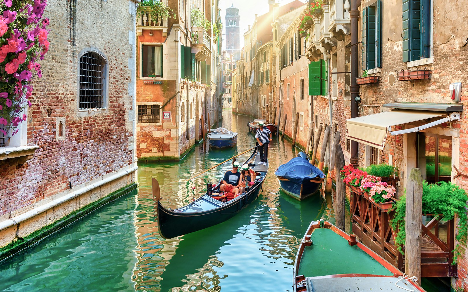 Tourists on gondola