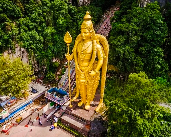 Batu Caves & Kuala Lumpur Private City Tour by Car with Hotel Transfers