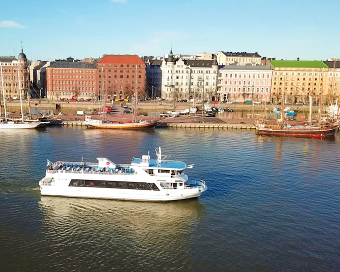 Helsinki Archipelago Evening Cruise with Audio Guide