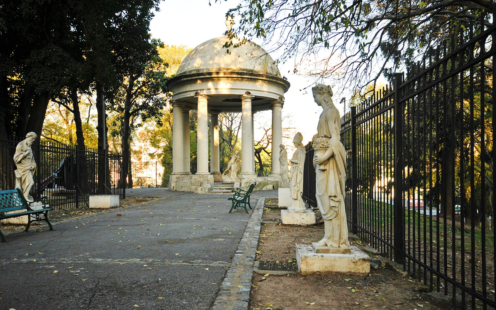 Parque Lezama