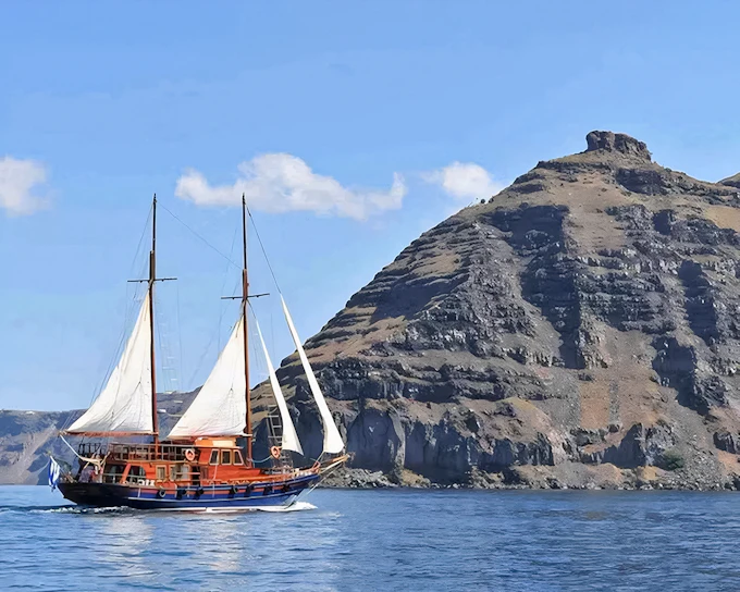 Santorini Volcanic Islands Cruise with Hot Springs Visit, Volcano Hike, Thirassia & Oia
