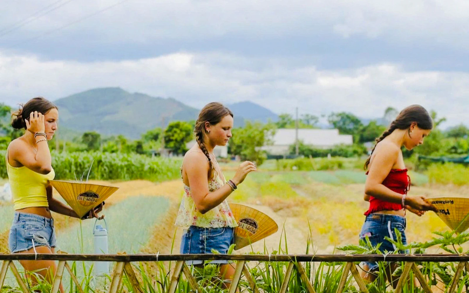 Hue Countryside Tour: Local Market, Traditional Crafts & Cooking Class