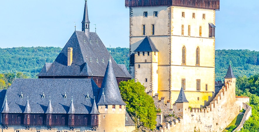 Cetatea din Praga până la Castelul Karlštejn