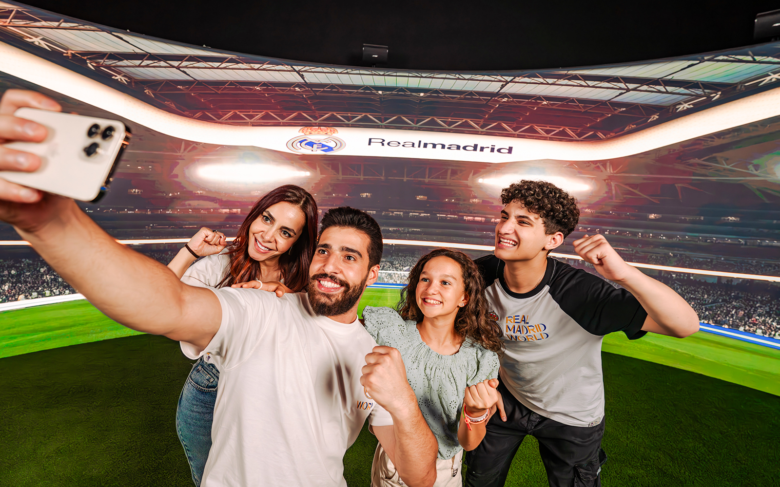 Family exploring Bernabéu Experience in Real World Madrid.