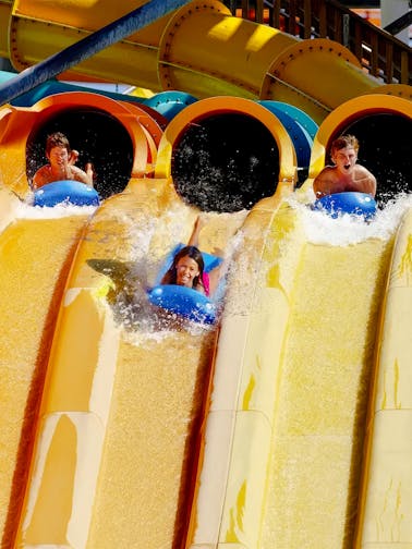 Hurricane Harbor Chicago