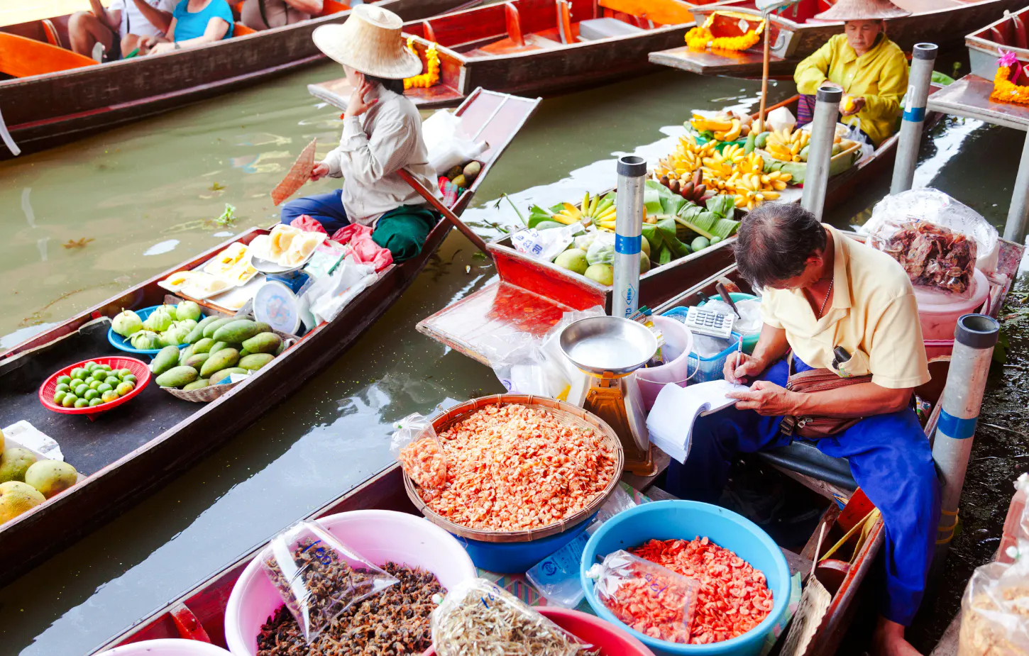 fra bangkok: maeklong jernbanemarked, damnoen saduak flytende marked og ayutthaya – liten gruppetur-1