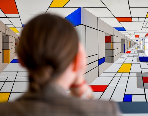 Spatial Illusions at Illusion Art Museum Prague