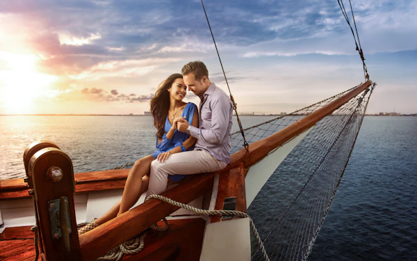 Columbus Romantic Dinner Sunset Cruise Tickets