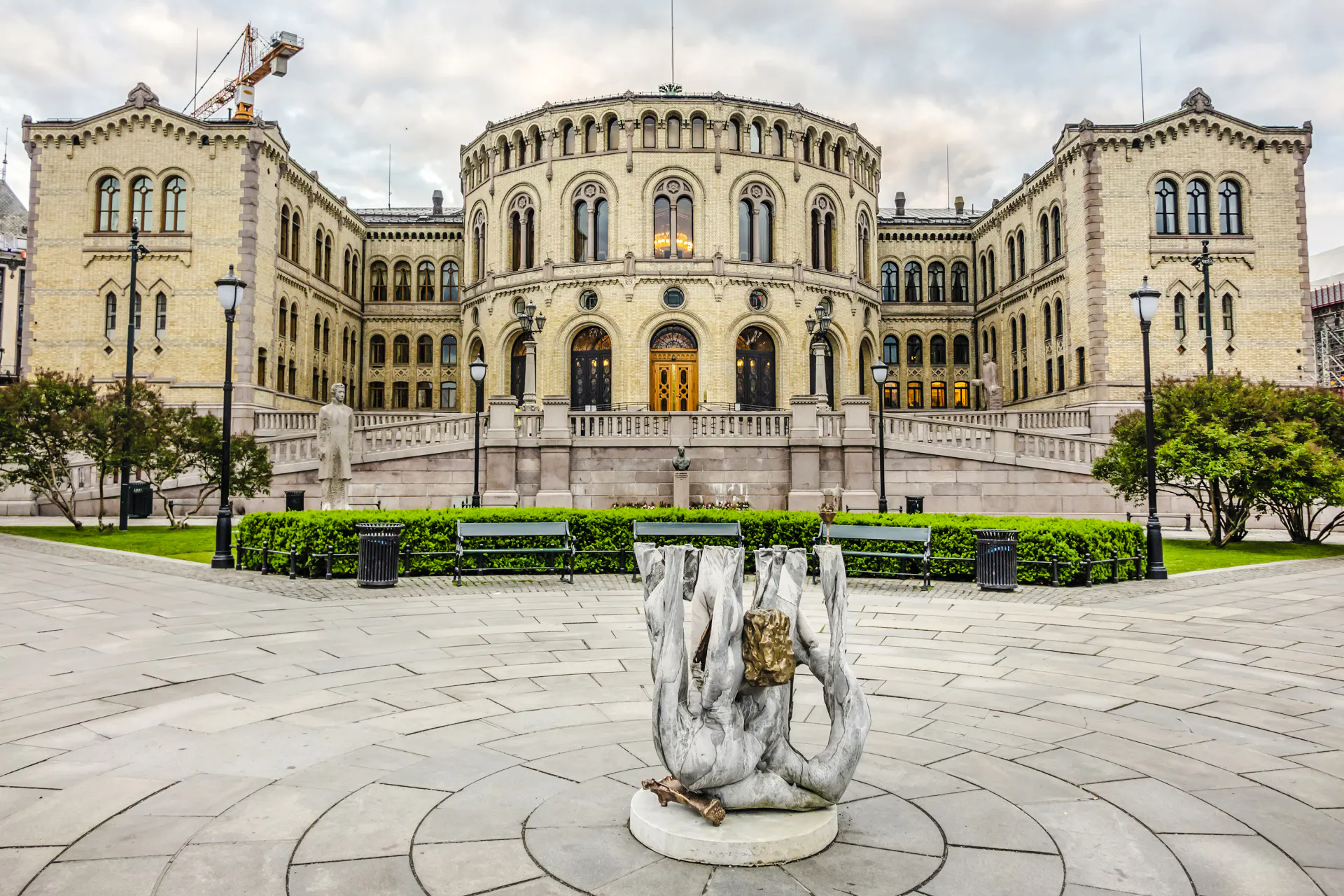 Oslo Old Town Private Walking Tour and Fjord Cruise Tickets