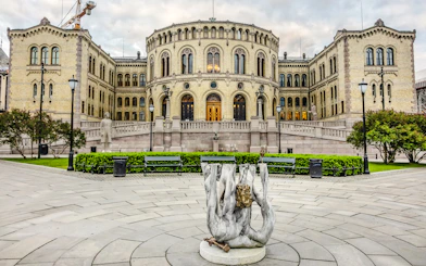 Oslo Old Town Private Walking Tour With Oslofjord Cruise Tickets