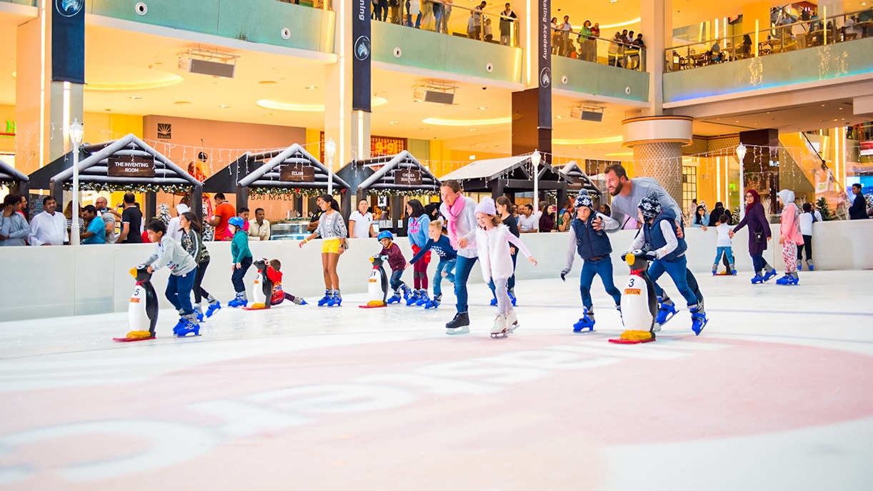 tourists enjoying at dubai ice rink