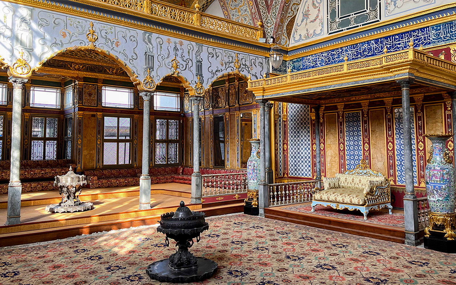 Skip The Lines At The Ottomans' Former Seat - The Topkapi Palace In ...