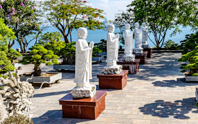 Da Nang 3-Pagodas Guided Tour: Linh Ung, Nam Son and Quan The Am
