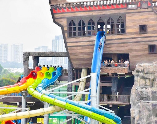 Rides at Gamuda Cove's Splash Mania