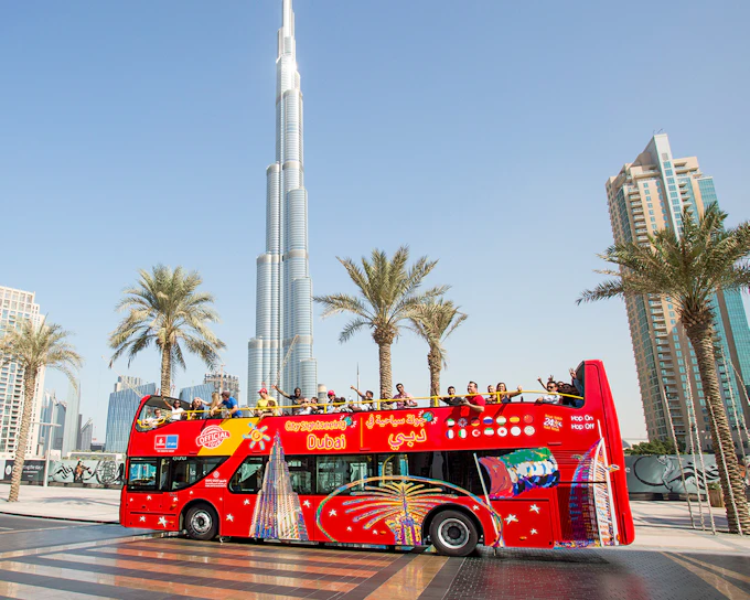 City Sightseeing: Dubai Hop-on Hop-off Bus Tour with Optional Lost World Aquarium & Aquaventure Tickets