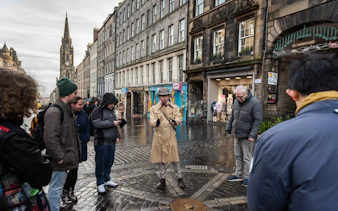 historische geführte tour zu den schätzen von edinburgh mit whisky und lokalen spezialitäten-7