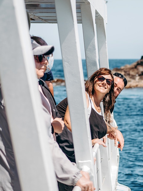 Visitors enjoying a seal watching cruise at Phillip Island.