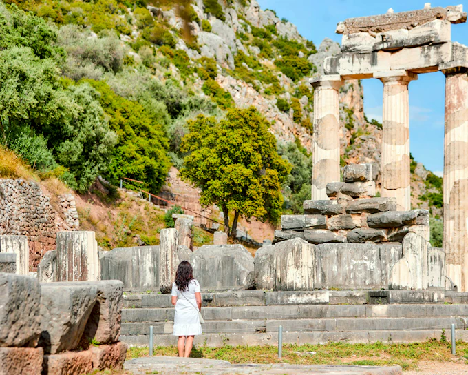 From Athens: Delphi Day Trip with Virtual Reality Audio Guide, Transfers and Optional Tickets