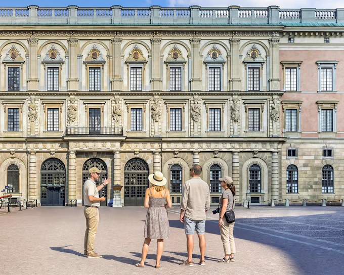 Stockholm Royal Palace Guided Tour & Canal Cruise
