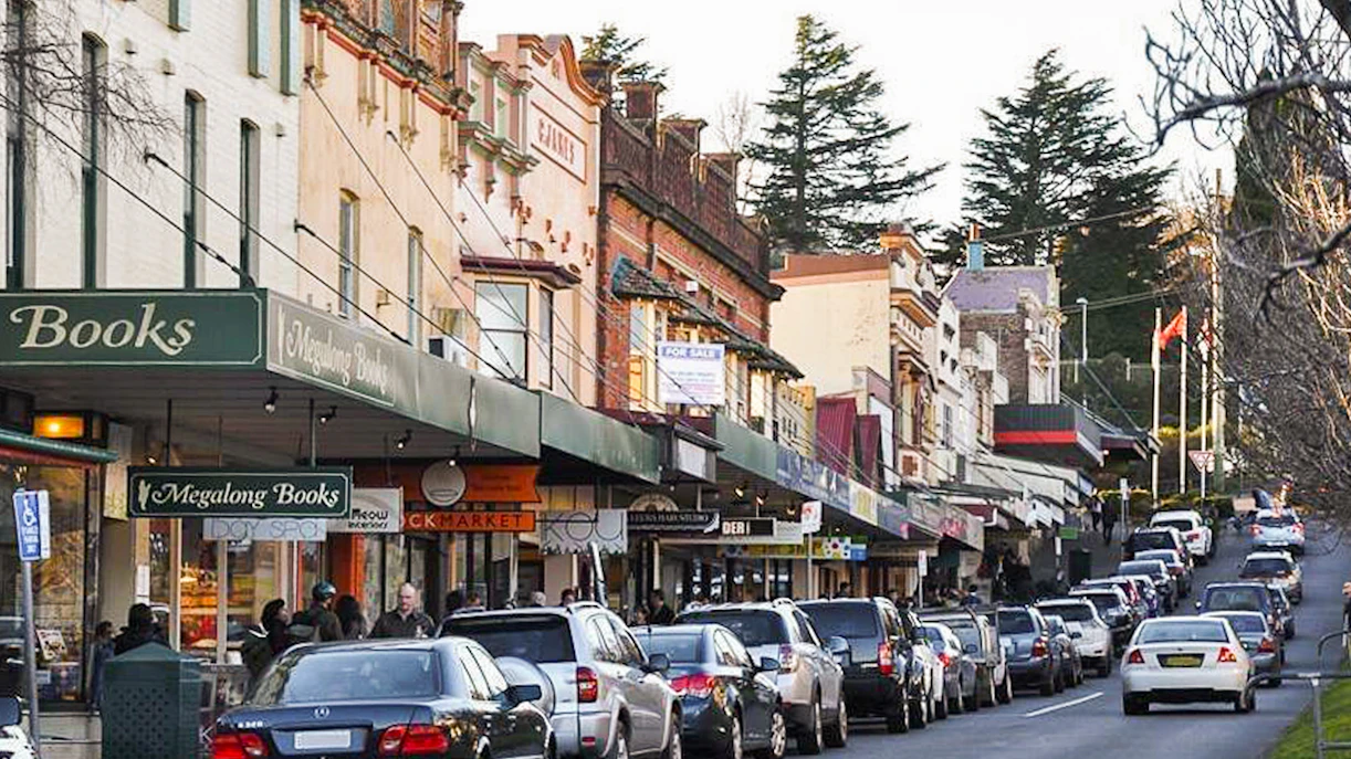 https://cdn-imgix.headout.com/media/images/725d6c27b887b5297a2a25d8829e9239-28722-sydney-from-sydney-blue-mountains-full-day-guided-tour-02.jpeg