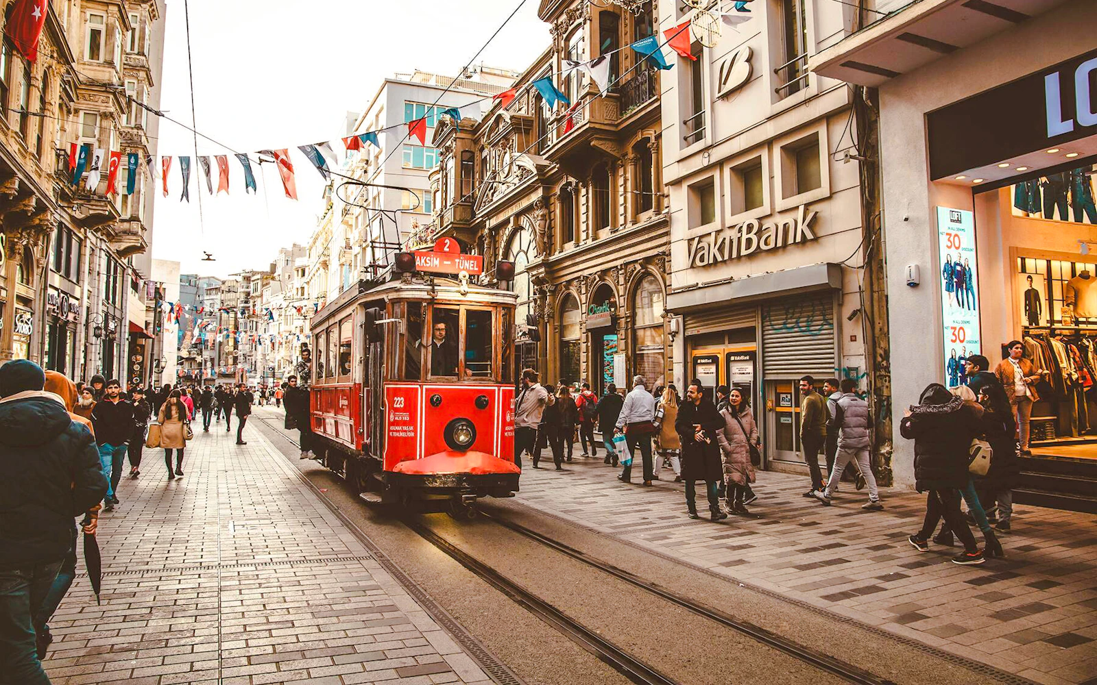Turkey and Greece Multi-Day Coach Tour with 4-Star Hotels and English-Speaking Guide Image 2
